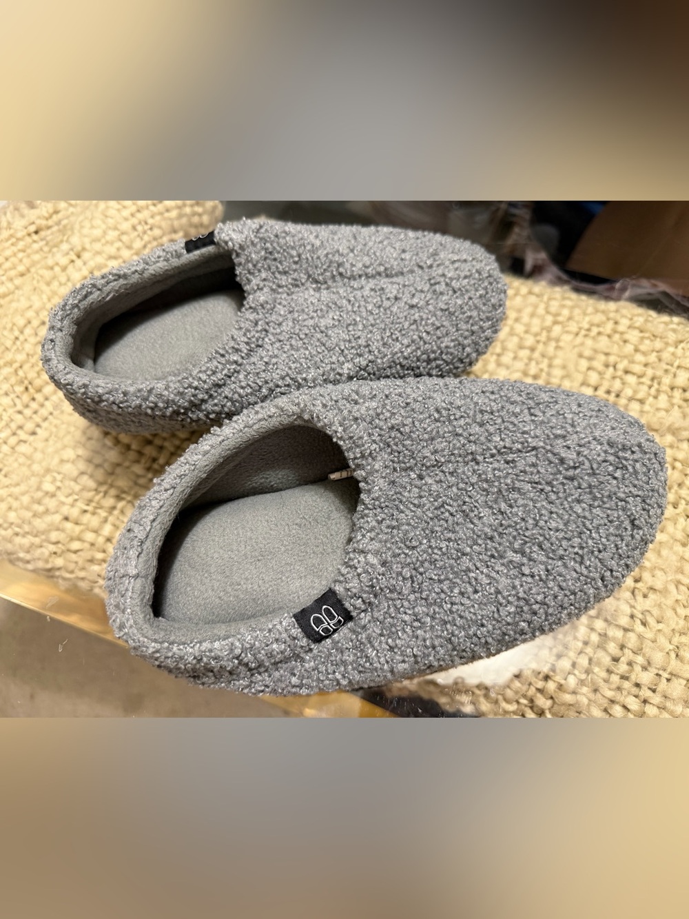 Soft Sherpa Slip-On Slippers for Women — Gray